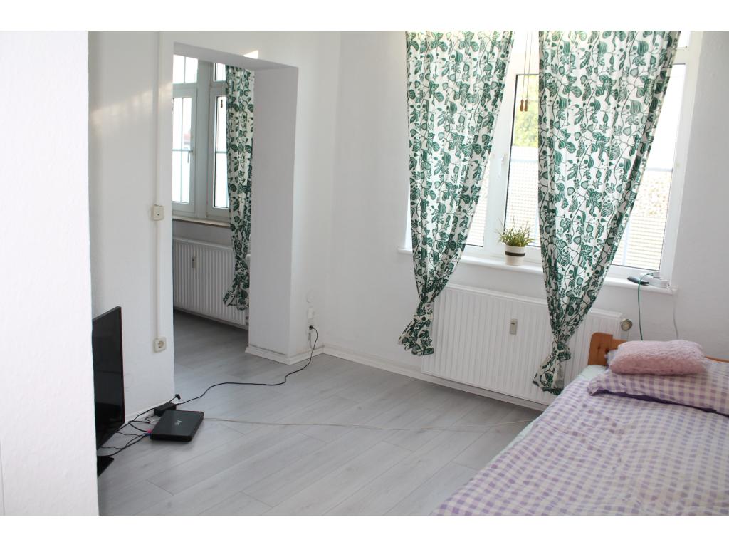 Schlafzimmer 1 Zimmer Wohnung: Schlafzimmer