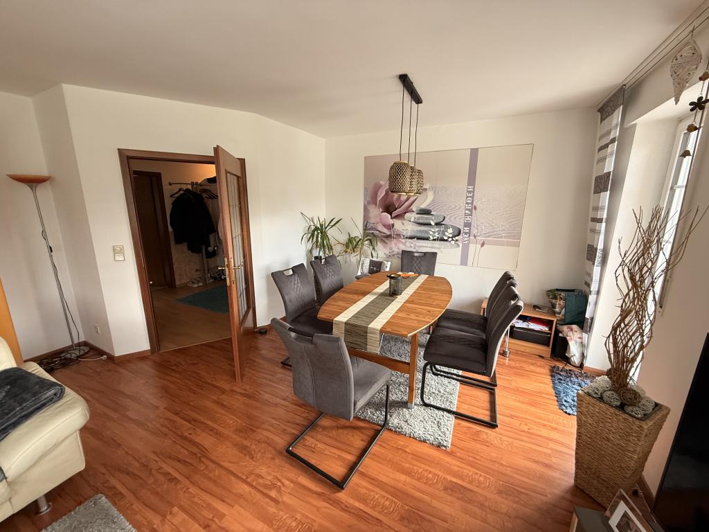 3 Zimmer Wohnung: Wohnzimmer