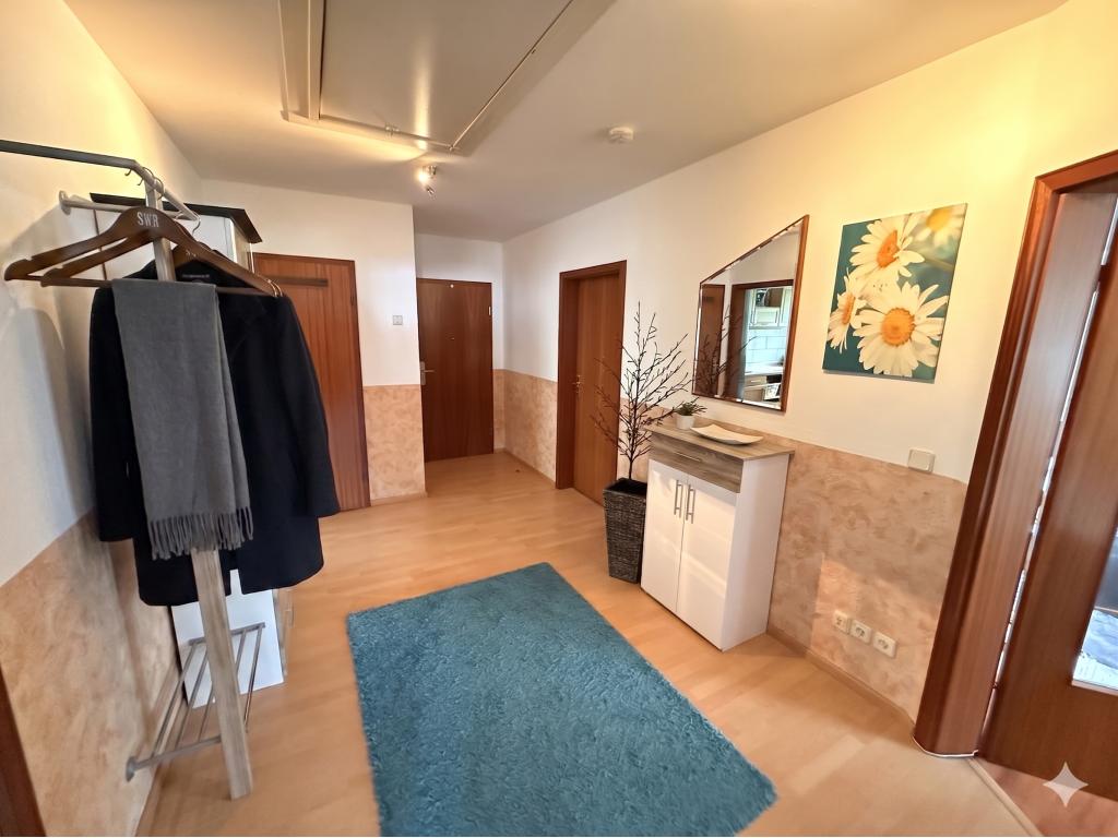3 Zimmer Wohnung: Flur
